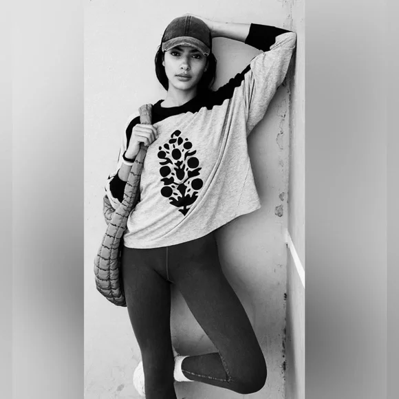 Free People! All About It Logo Long Sleeve Top NWOT! - Picture 3 of 3